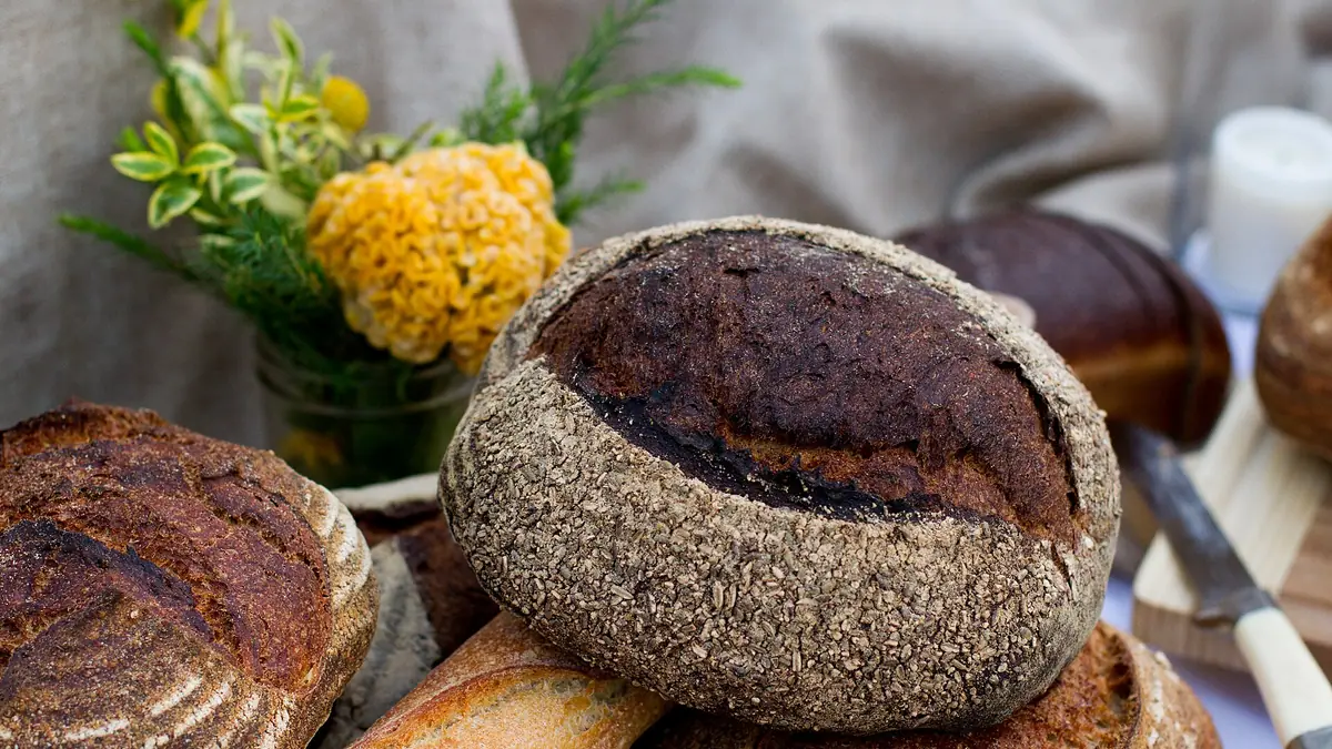 Middle Eastern Bakery bakes